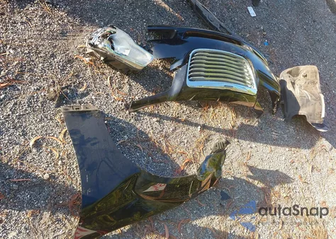 2013 Chrysler 300 Motown from USA, damaged, VIN 2C3CCAAG3DH595292